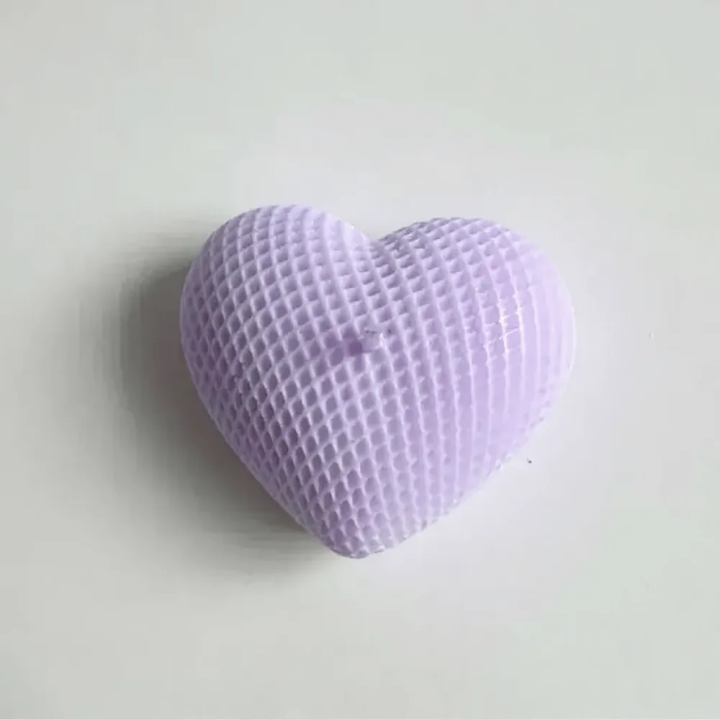 Świeca sojowa Plecione Serce – Romantyczny prezent | Laavaar