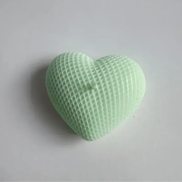 Świeca sojowa Plecione Serce – Romantyczny prezent | Laavaar