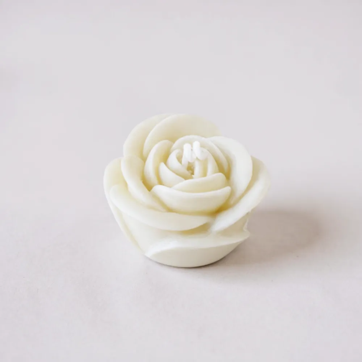 Świeca sojowa Plecione Serce – Romantyczny prezent | Laavaar