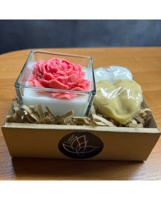 Minimalistyczny Box prezentowy mini